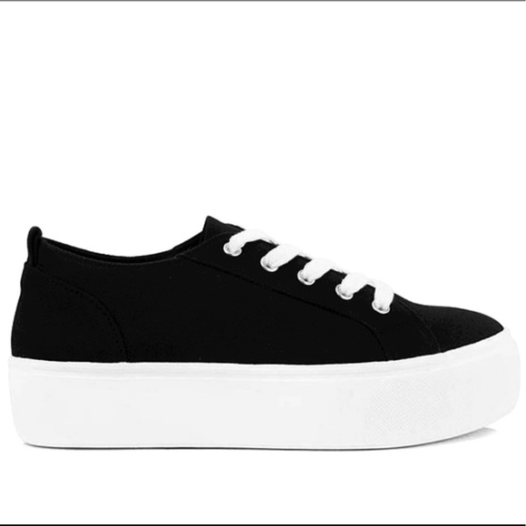 Black lace up canvas platform sneaker - Picture 6 of 6
